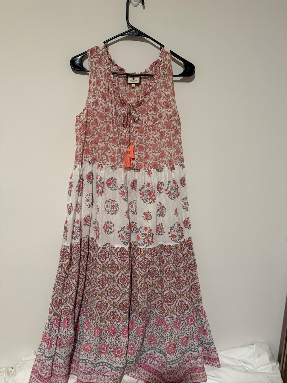 Tuckernuck Tiered Floral Maxi Dress in Coral and White Size: Large